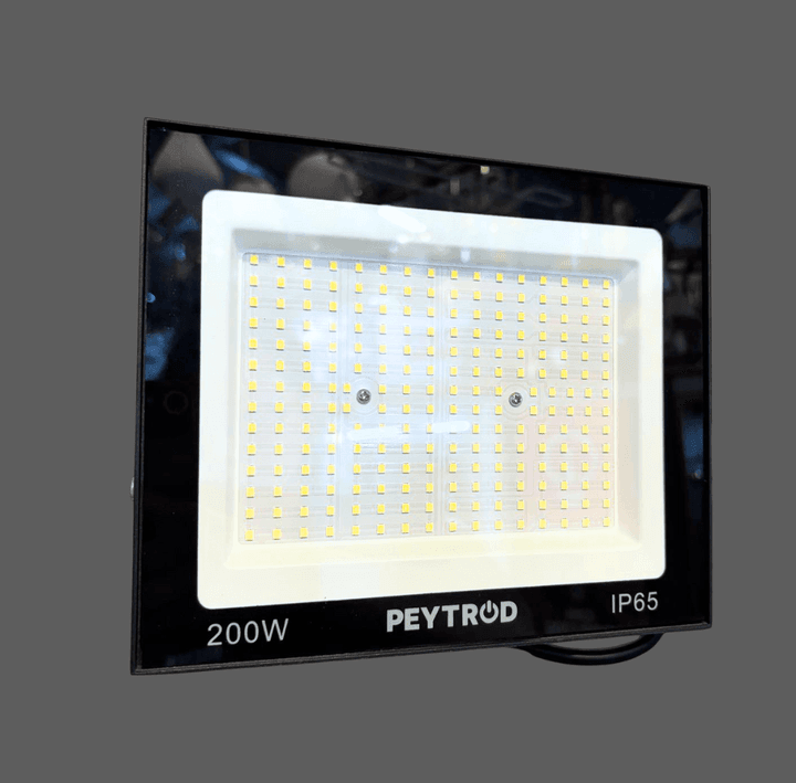 reflector 200